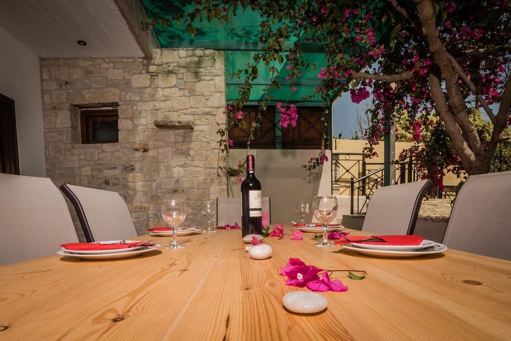 Bodikos Villas & Apartments Pitsidia Ngoại thất bức ảnh